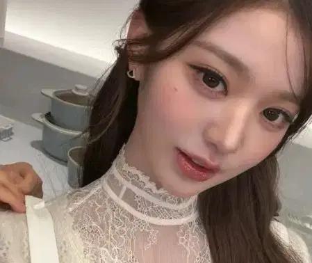 아이브 포카 무나 받아용