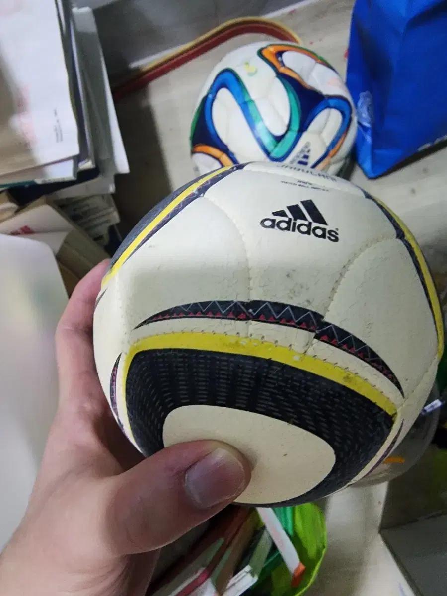 아디다스 자블라니 미니 축구공