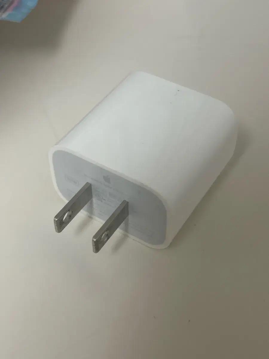 해외 애플 Apple 정품 20W USB-C 전원 어댑터 110v