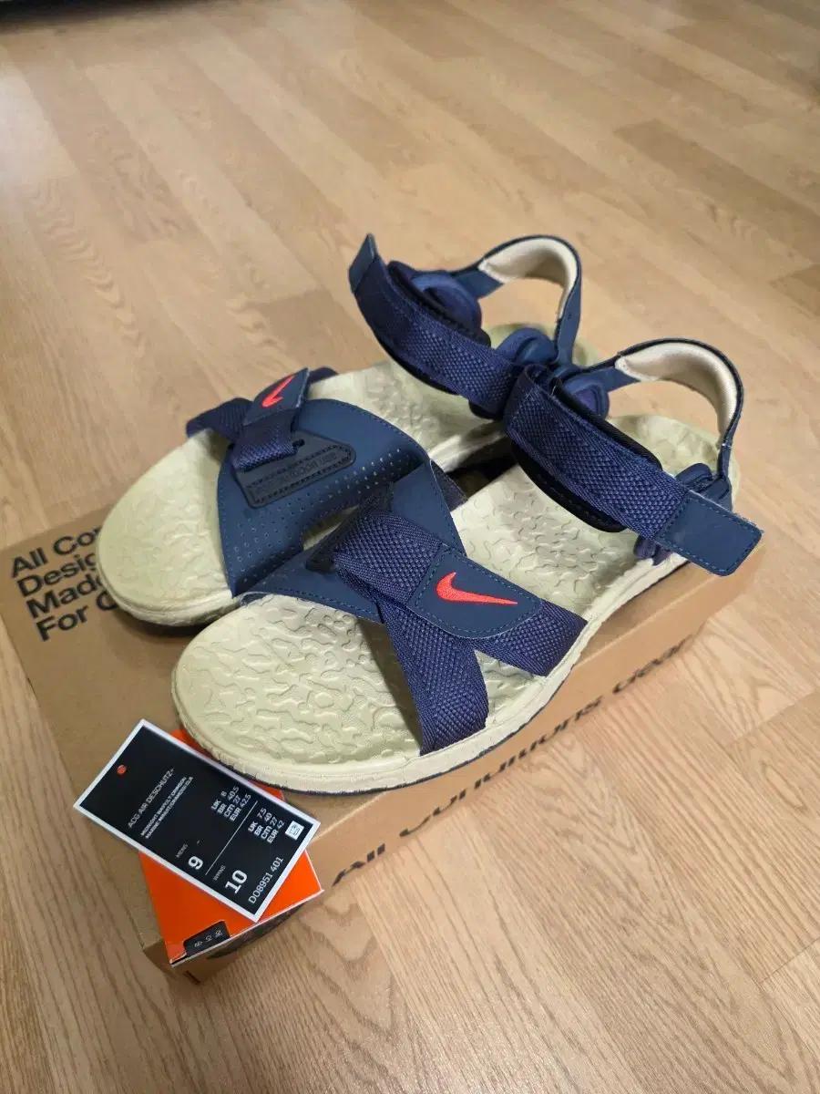 나이키 acg 데슈츠 샌들
