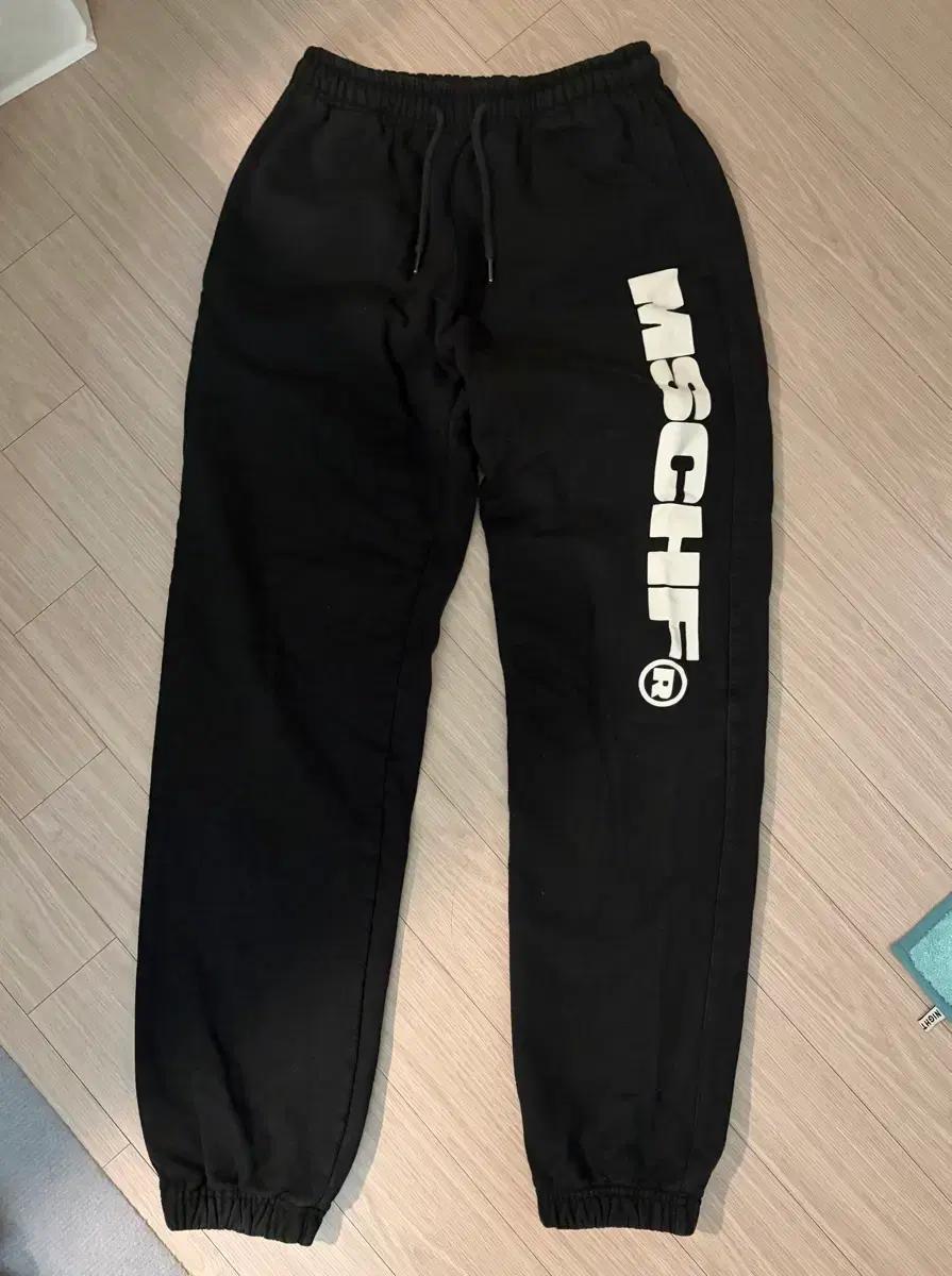 MSCHF 미스치프 트레이닝 조거팬츠