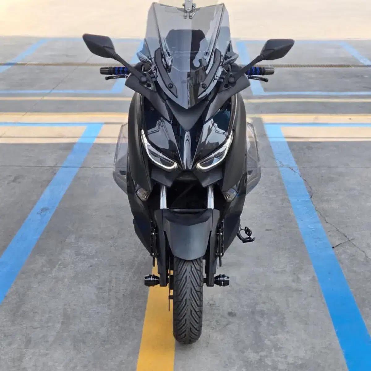 23년 xmax300 민트급 포르자 pcx nmax 보이져 크루심 존테스