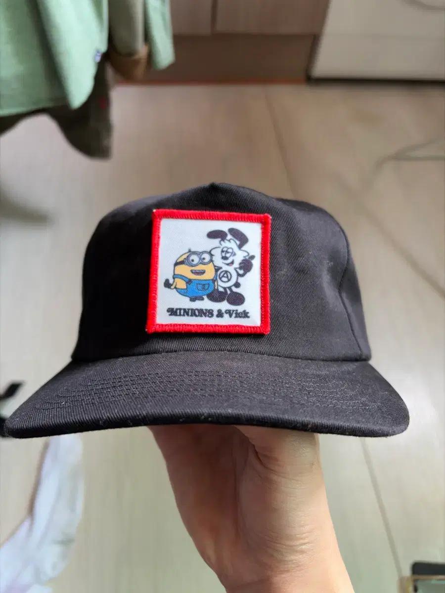 Verdy x minions cap