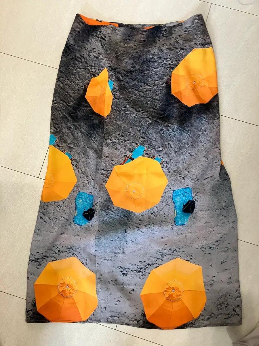 일리고 illigo 새틴 롱스커트 (새제품,택o)