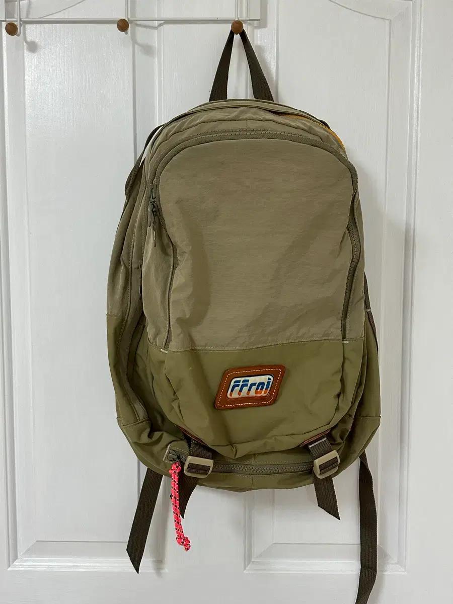 ffroi 프루아 백팩 베이지 30L