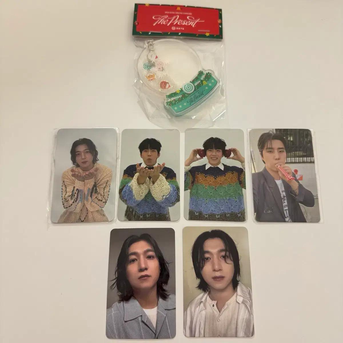 데이식스 클콘 가챠 쉐이커 키링 + 성진 도운 영케이 포카 포토카드
