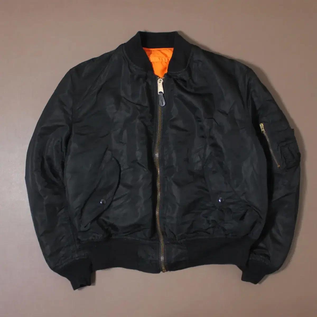 Alpha Industries MA-1 USAF 밀리터리 항공점퍼