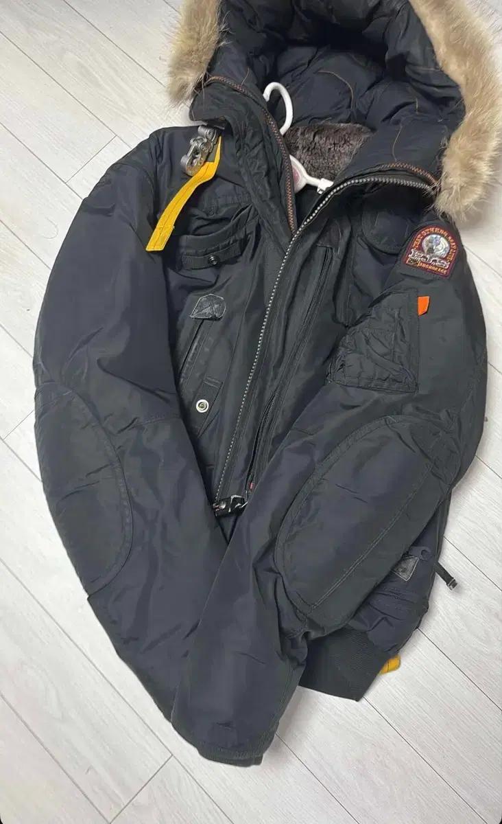 파라점퍼스 고비 마스터피스 패딩