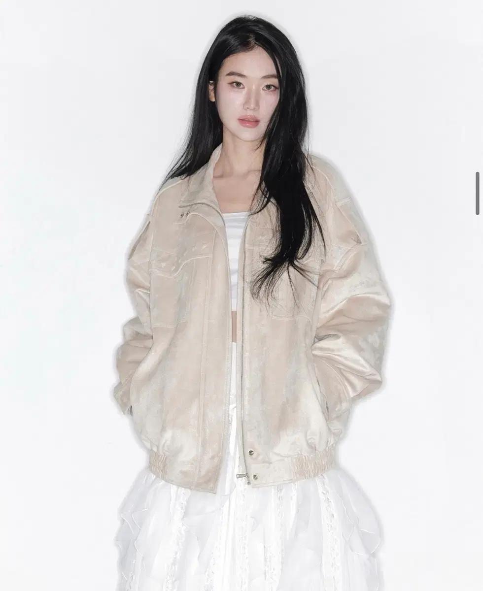 구해요!!!!)더티스 스웨이드 점퍼 라이트베이지 구매 합니다.