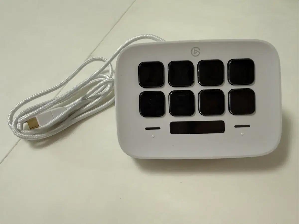 스트림덱 네오 (Stream Deck Neo) 화이트