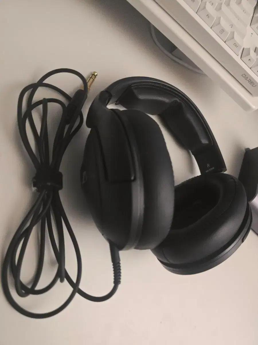 젠하이저 HD620S 밀폐형 헤드폰