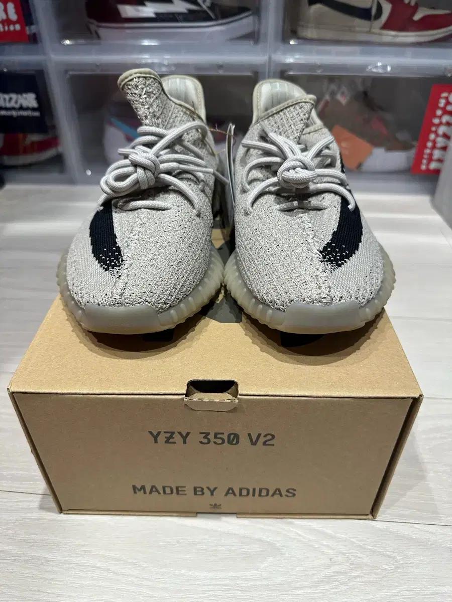 아디다스 이지부스트 350 V2 새상품