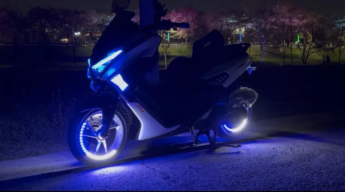 야마하 NMAX 17년식 풀튜닝
