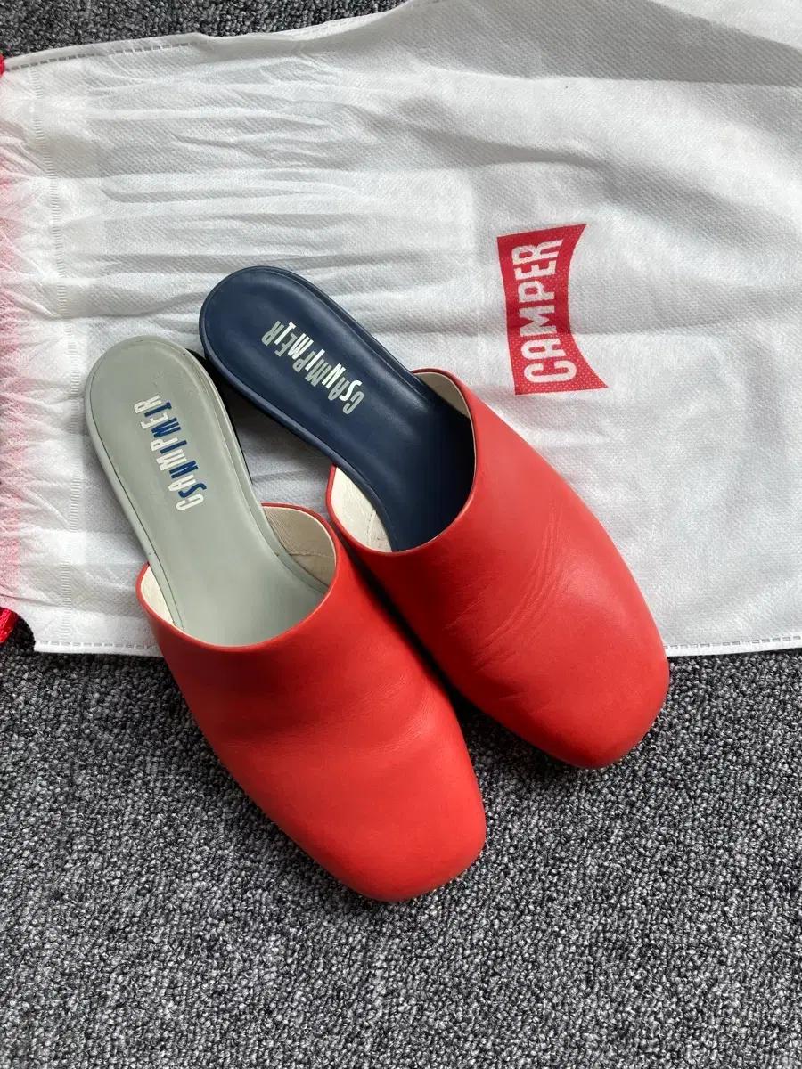 Camper 캠퍼 레드 뮬