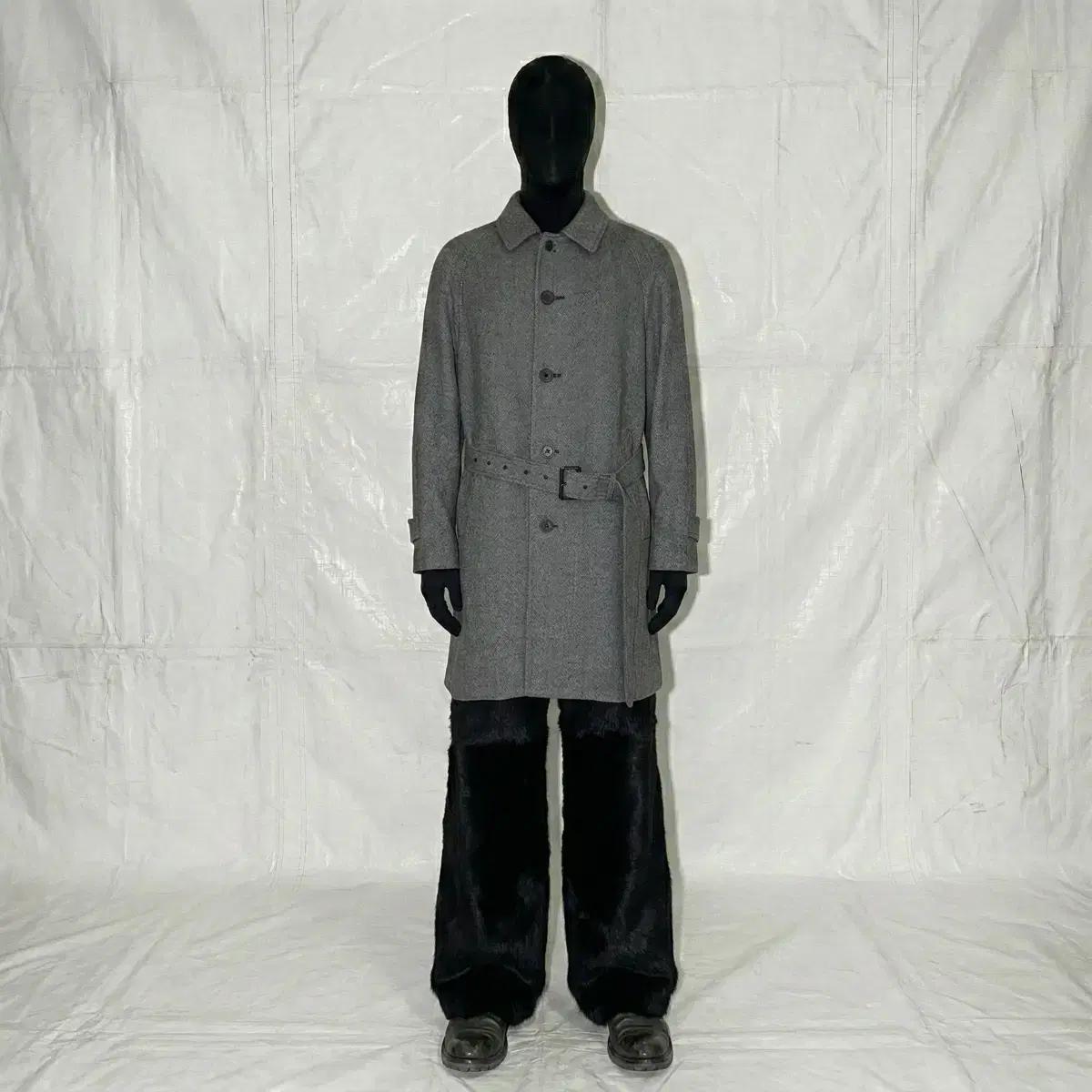 jw anderson X uniqlo robe coat