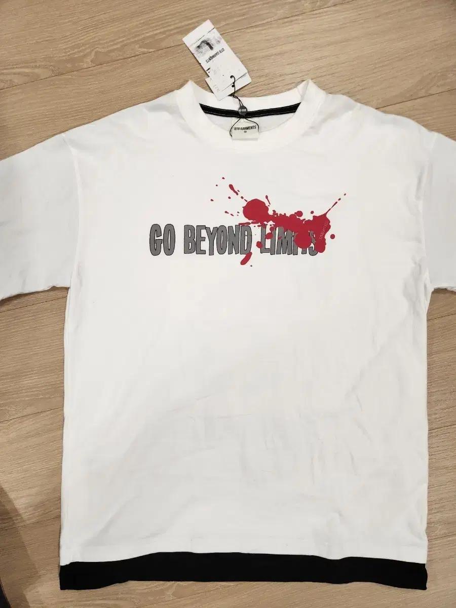 QT8 GARMENTS 프린팅 티셔츠 M 새상품
