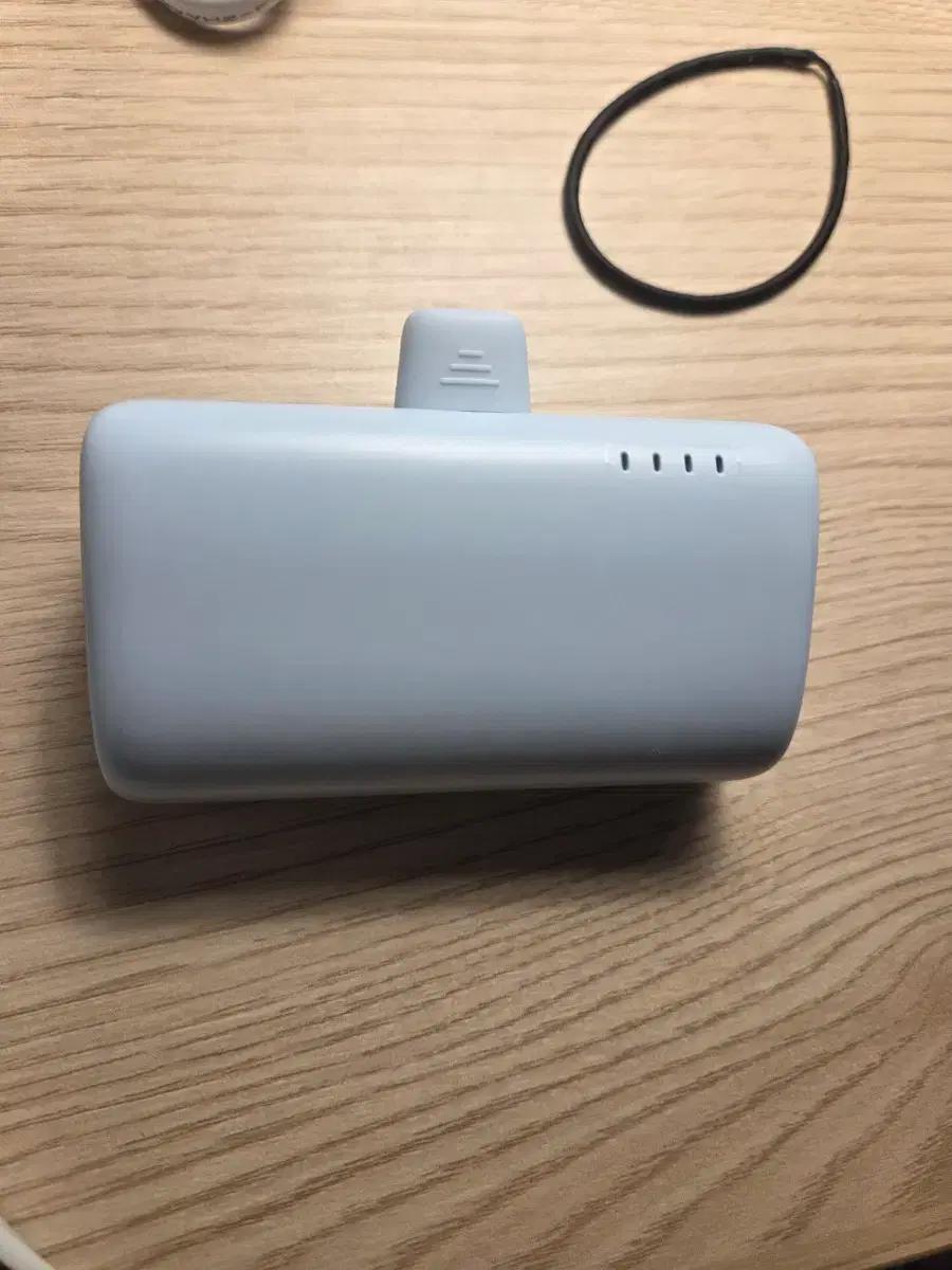 이어맥 10000mAh 도킹형 보조배터리 스카이
