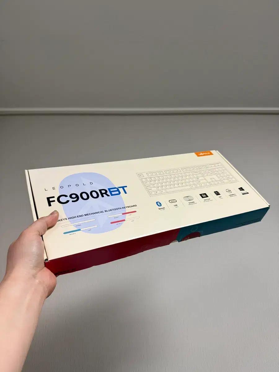 레오폴드 FC900RBT 갈축 키보드 판매합니다