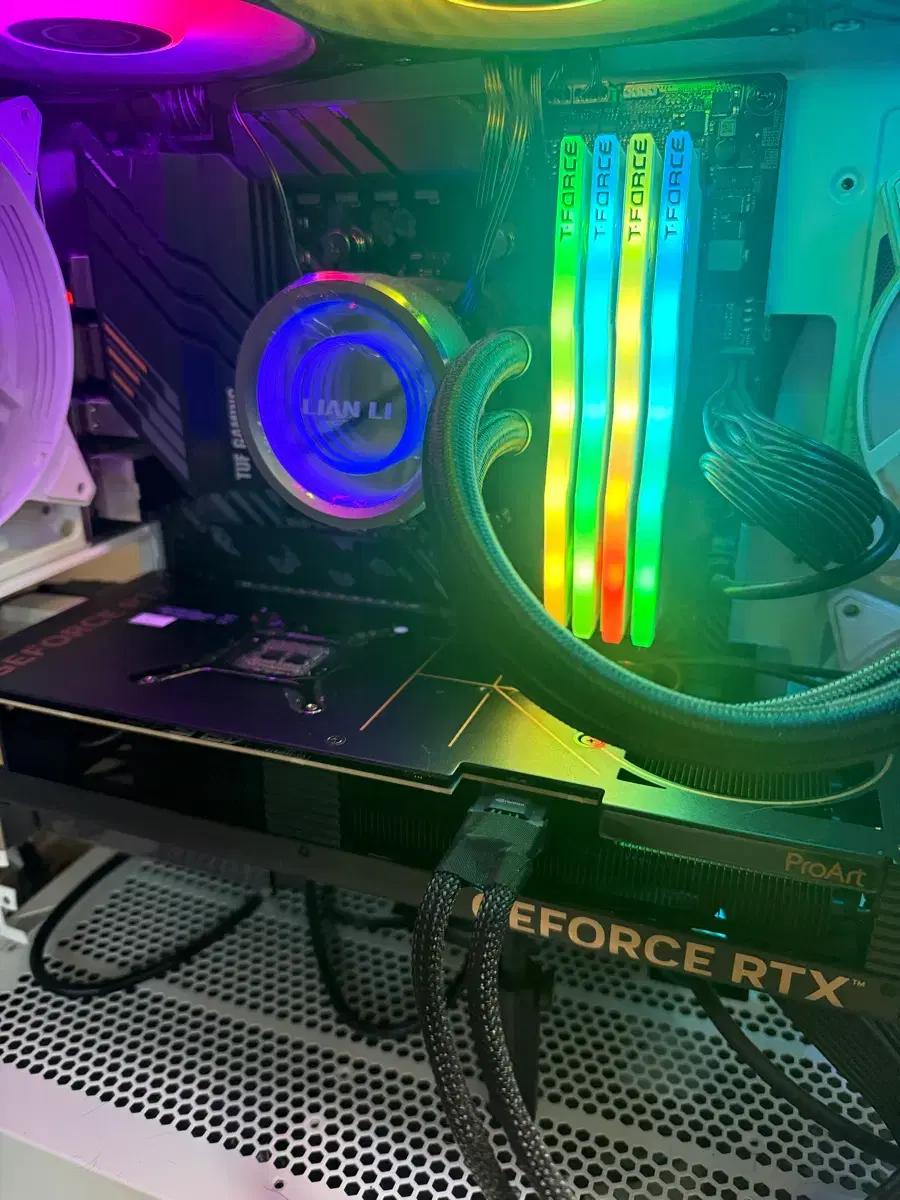 보증남음) ASUS ProArt RTX 4070 Ti OC 에디션 12G