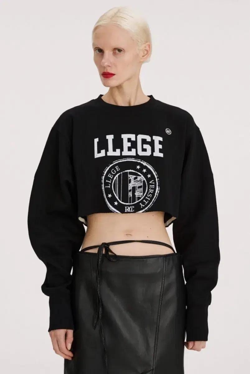 렉토 크롭 맨투맨 CROPPED LLEGE SWEATSHIRT