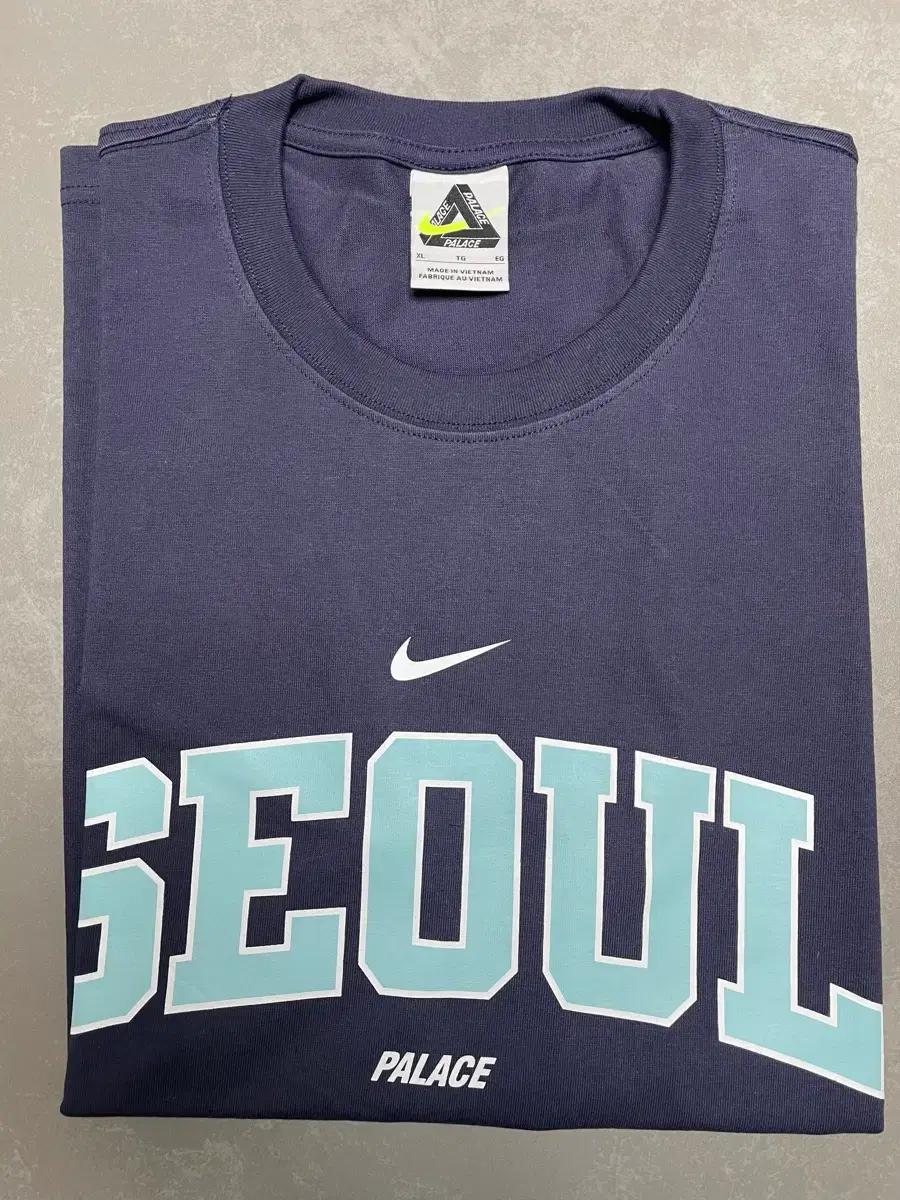 팔라스 x 나이키 샵 티셔츠 압구정 네이비 L