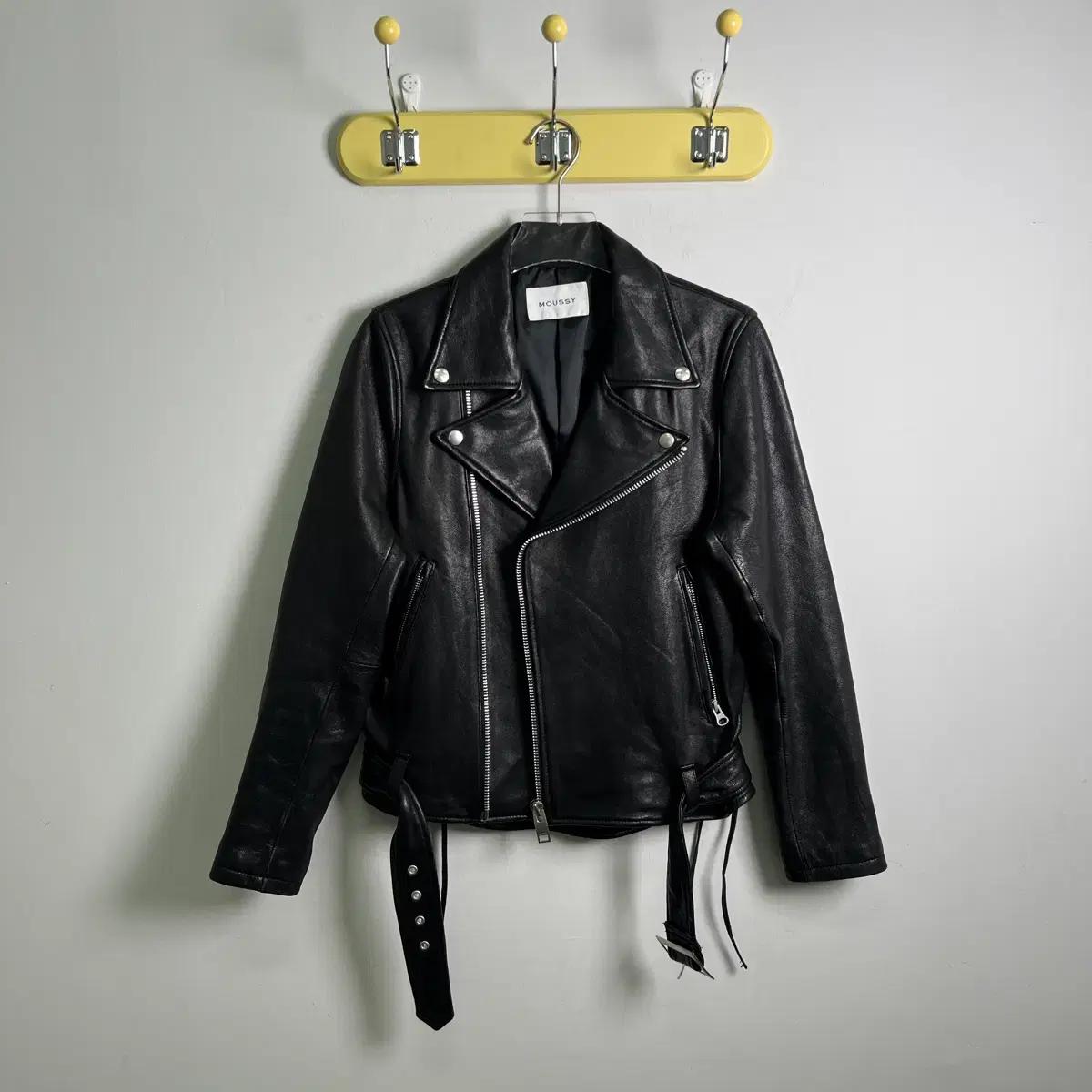 Moussy 블랙 염소가죽 라이더 자켓