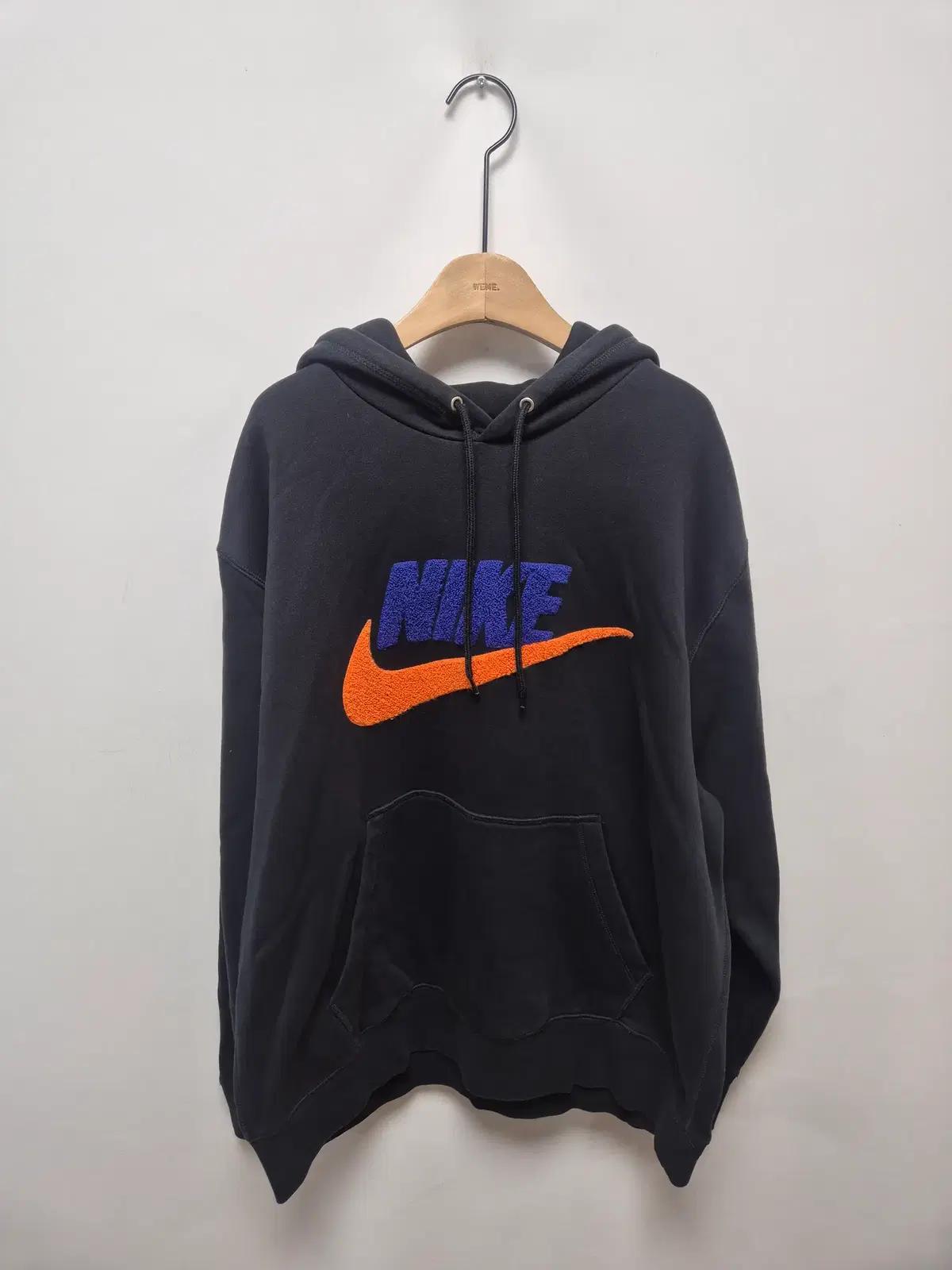 (151) 나이키 후드티