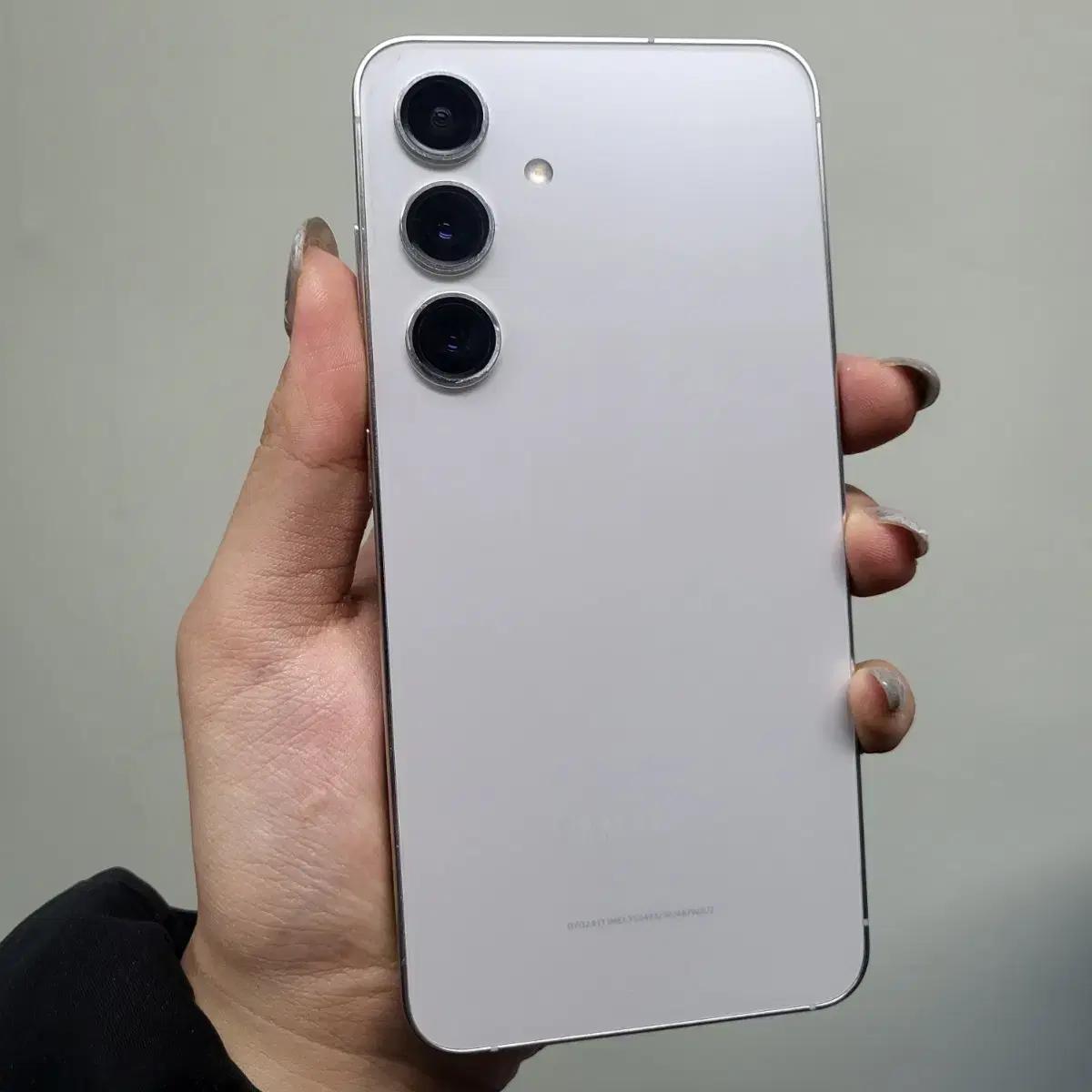 A급 갤럭시 S24 256기가 그레이 색상 256GB 판매합니다