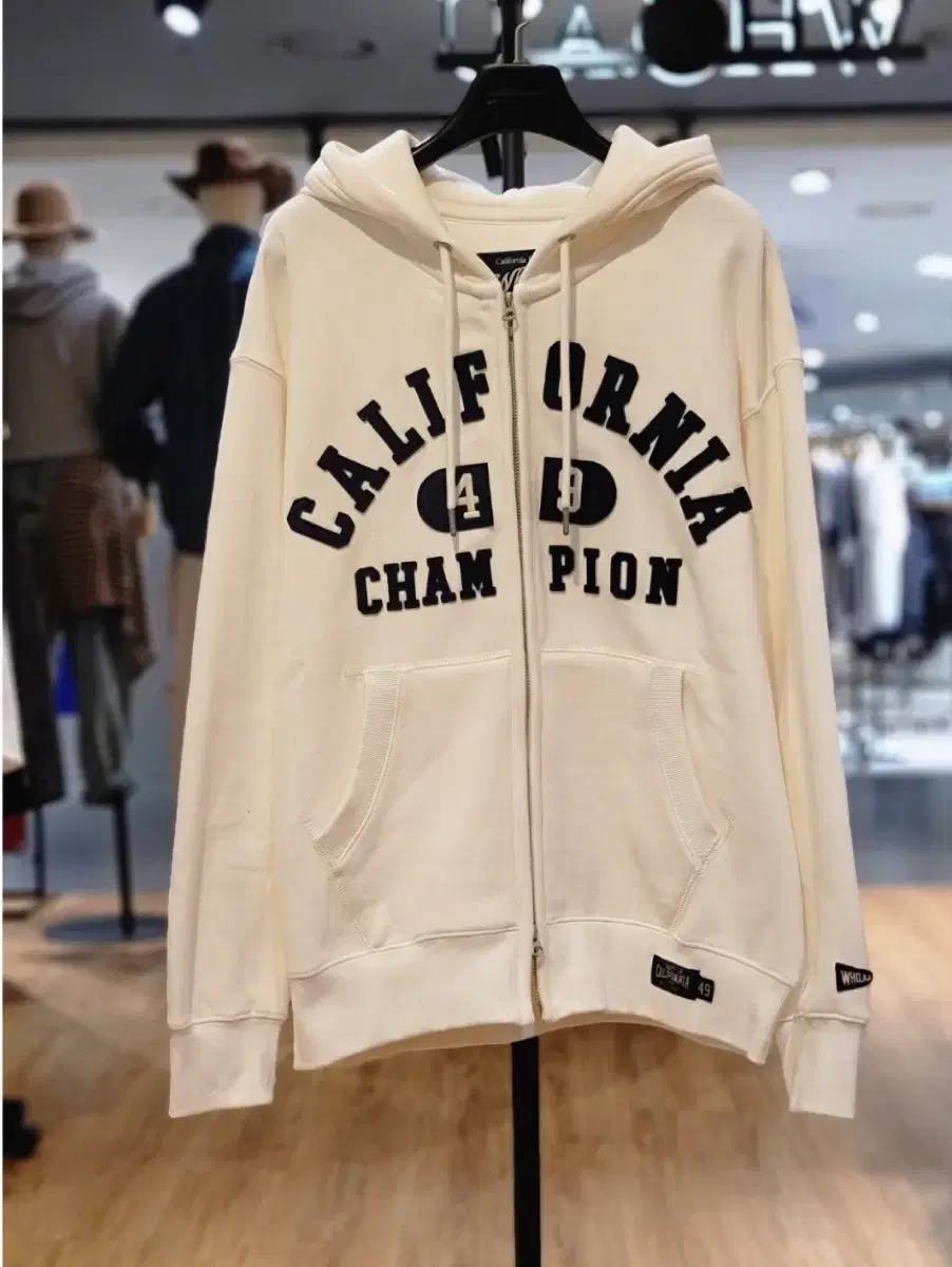 후아유 후드집업