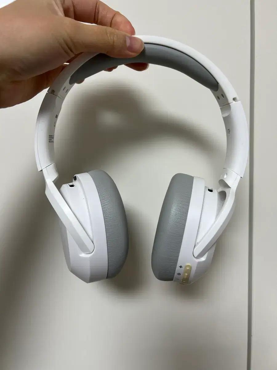 브리츠 Britz BT4000 ANC 헤드셋