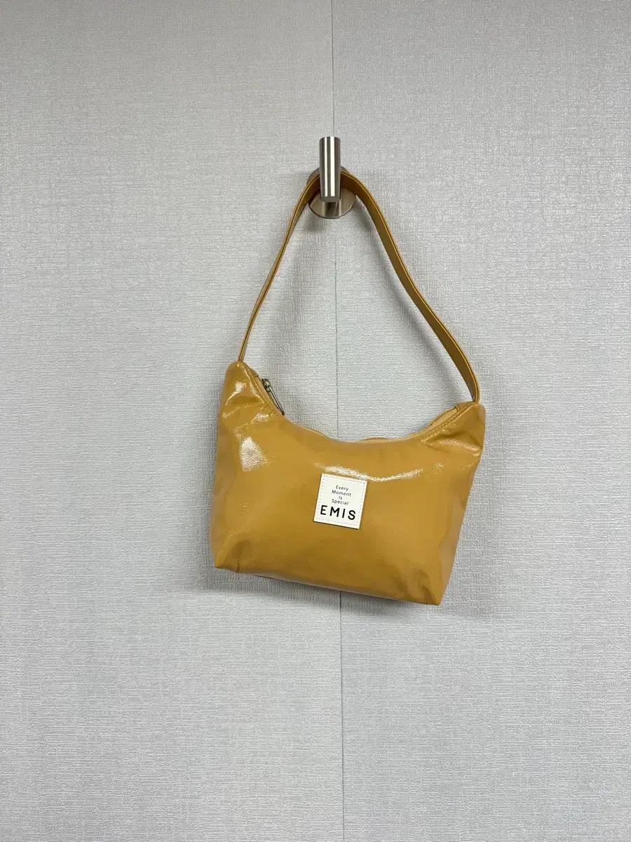 이미스 에나멜 호보백