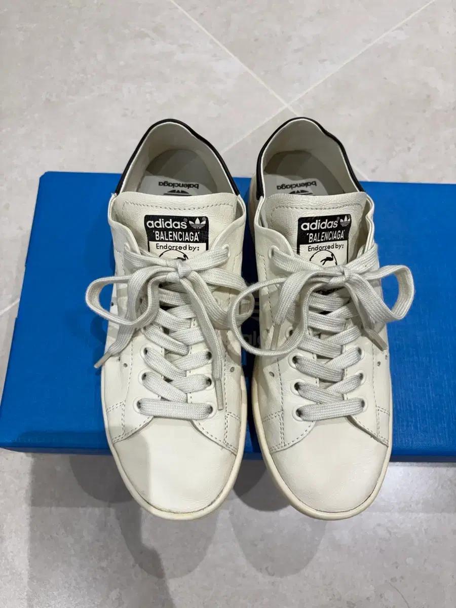 (36) 발렌시아가 x 아디다스 스탠 스미스 오프 화이트