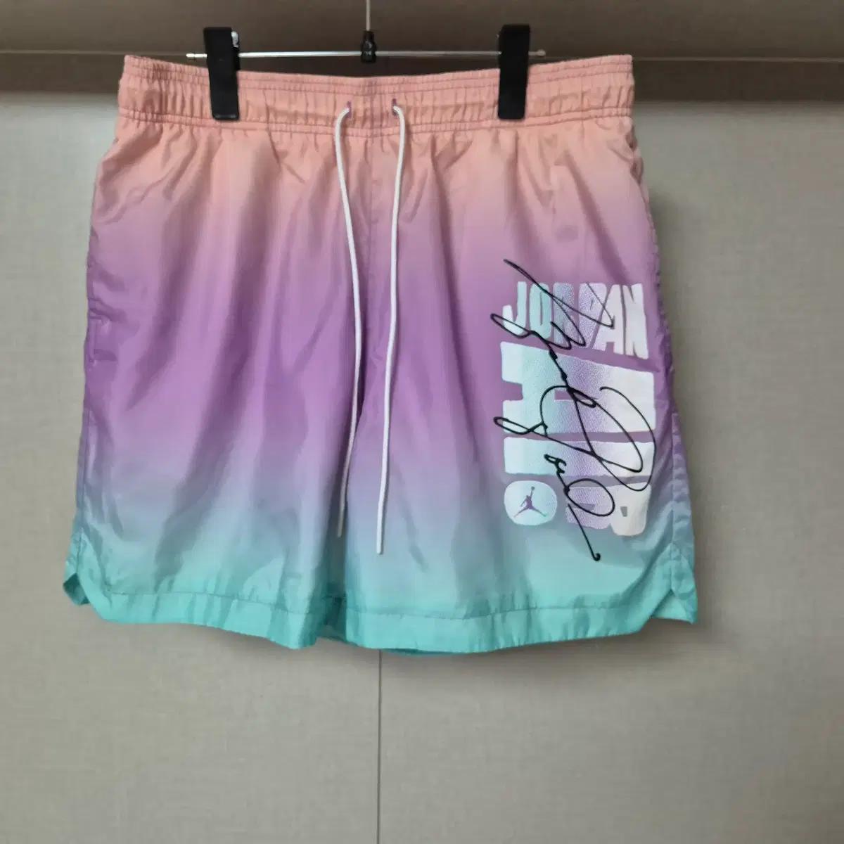 90)나이키 에어 조던 스포츠 우븐 반바지 멀티 컬러