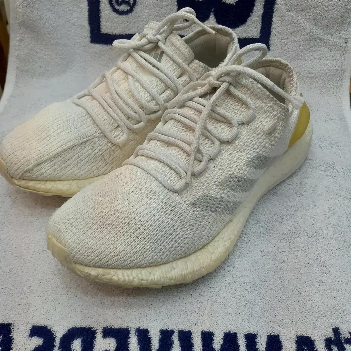아디다스 퓨어부스트 화이트 운동화 260mm
