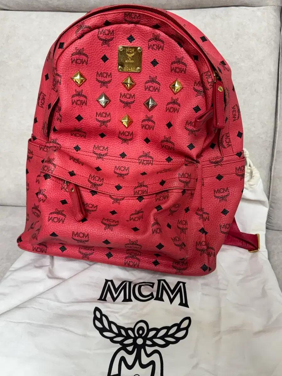 MCM 엠씨엠 백팩 레드