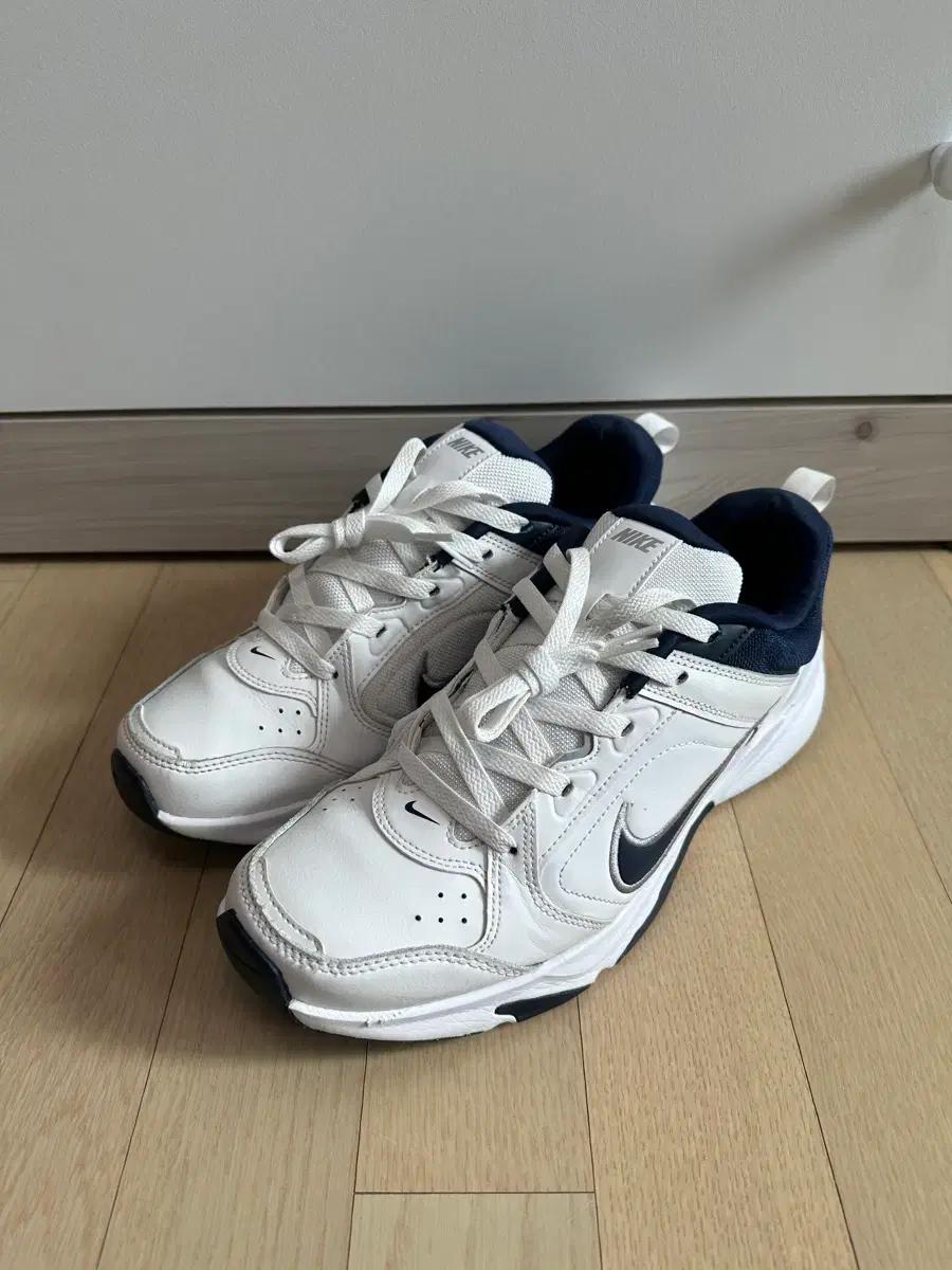 나이키 디파이 올데이 러닝화 280