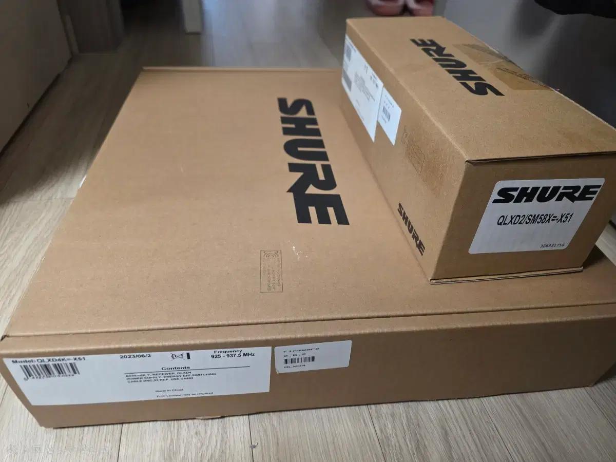 SHURE QLXD4K 수신기 및 QLXD2/SM58 마이크