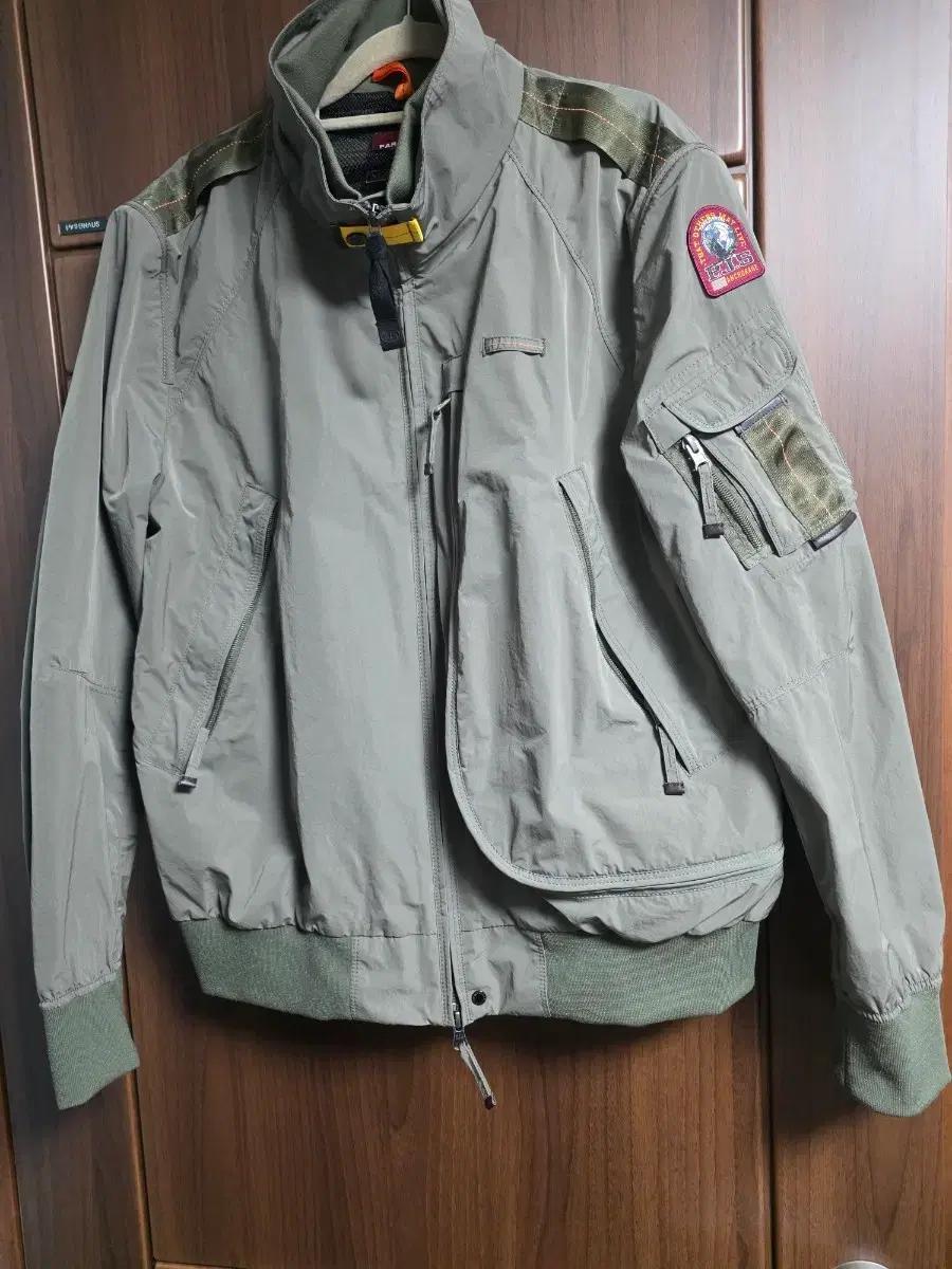 파라점퍼스 바람막이