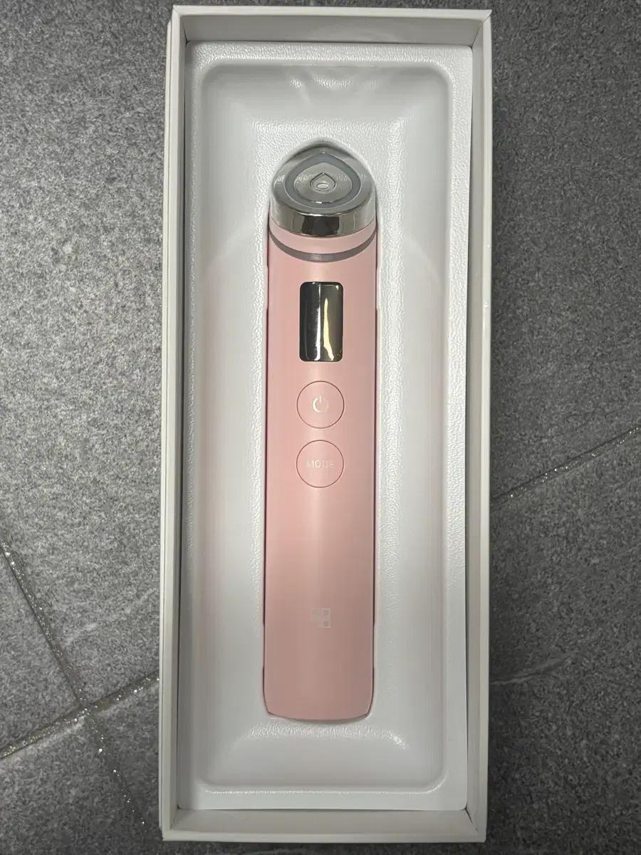 메디큐브 에이지알 부스타프로 핑크