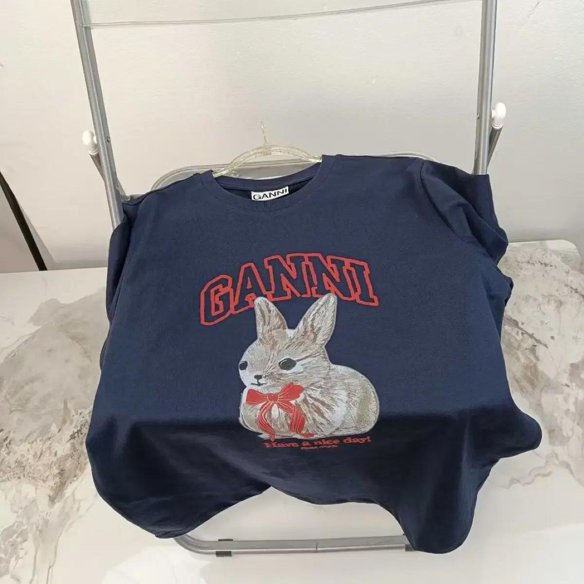 GANNI 가니 토끼 프린팅 반팔티 (새상품)