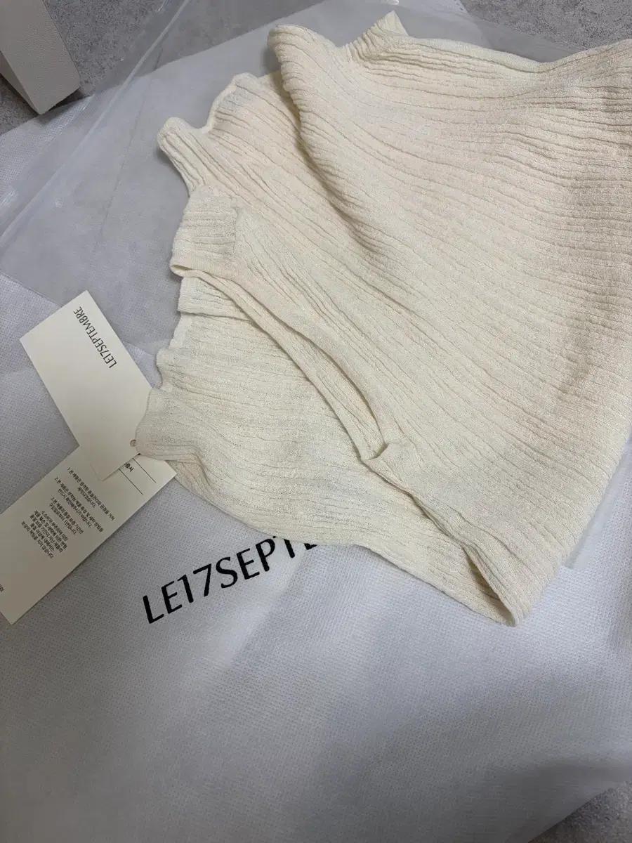 le17septembre WRINKLE KNIT TOP 르917