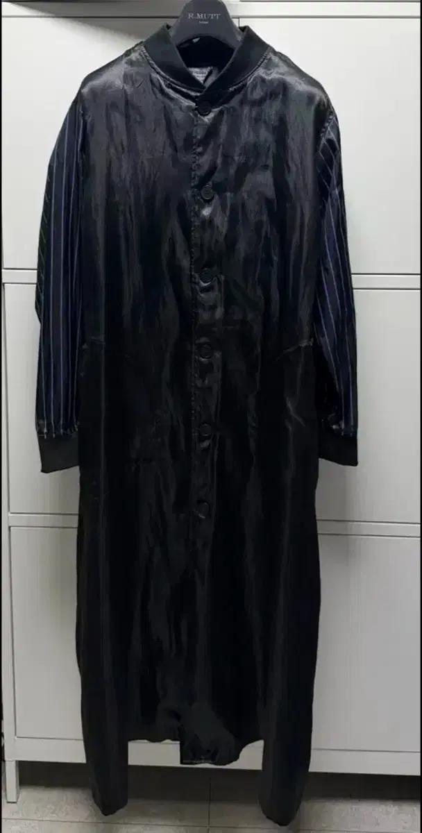 CDG 스태프 코트