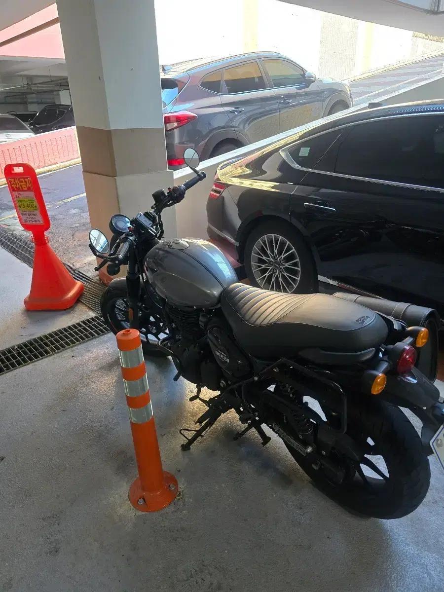 로얄엔필드 헌터350