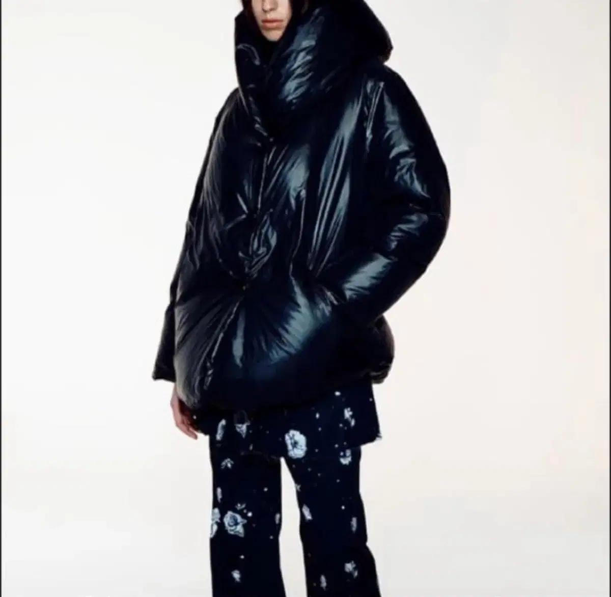 open yy블랭킷 다운 자켓 패딩