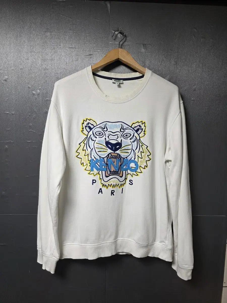 KENZO 겐조 화이트 타이거 자수 맨투맨 사이즈 105 세탁완료