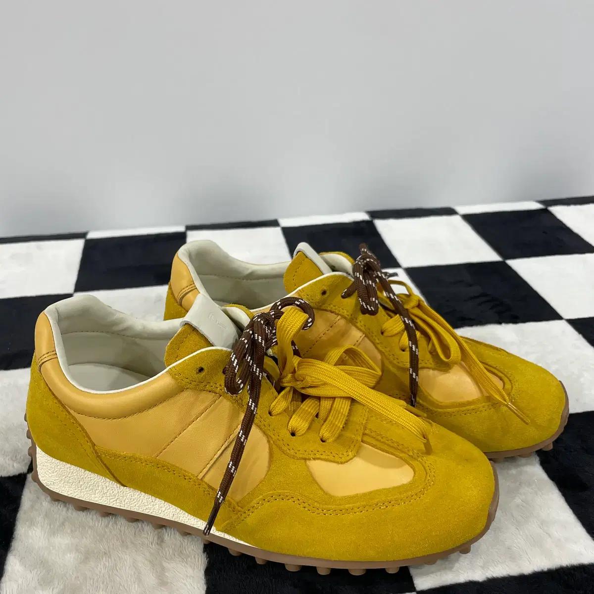 락포트 스니커즈 240mm