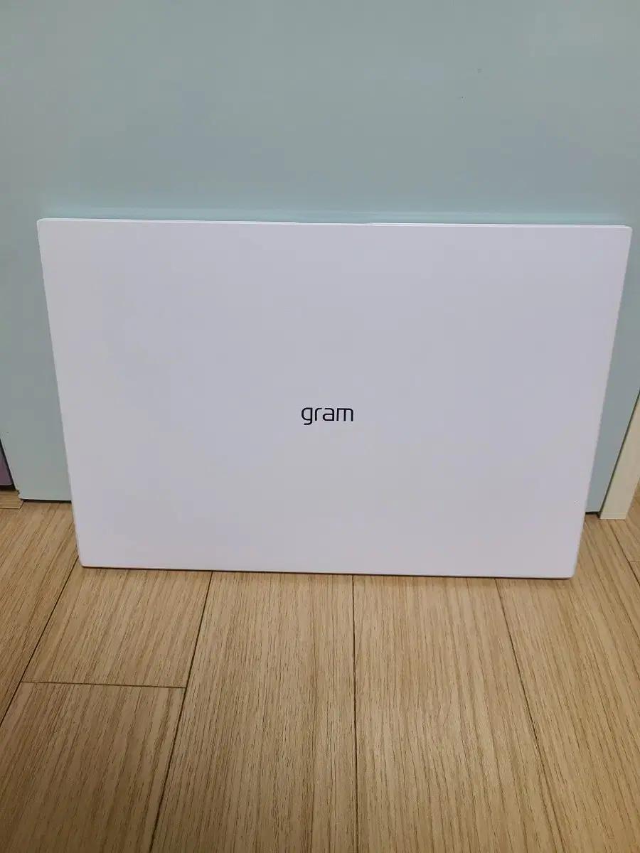 LG 그램 14인치 i5 11세대 외관 완전 깔끔