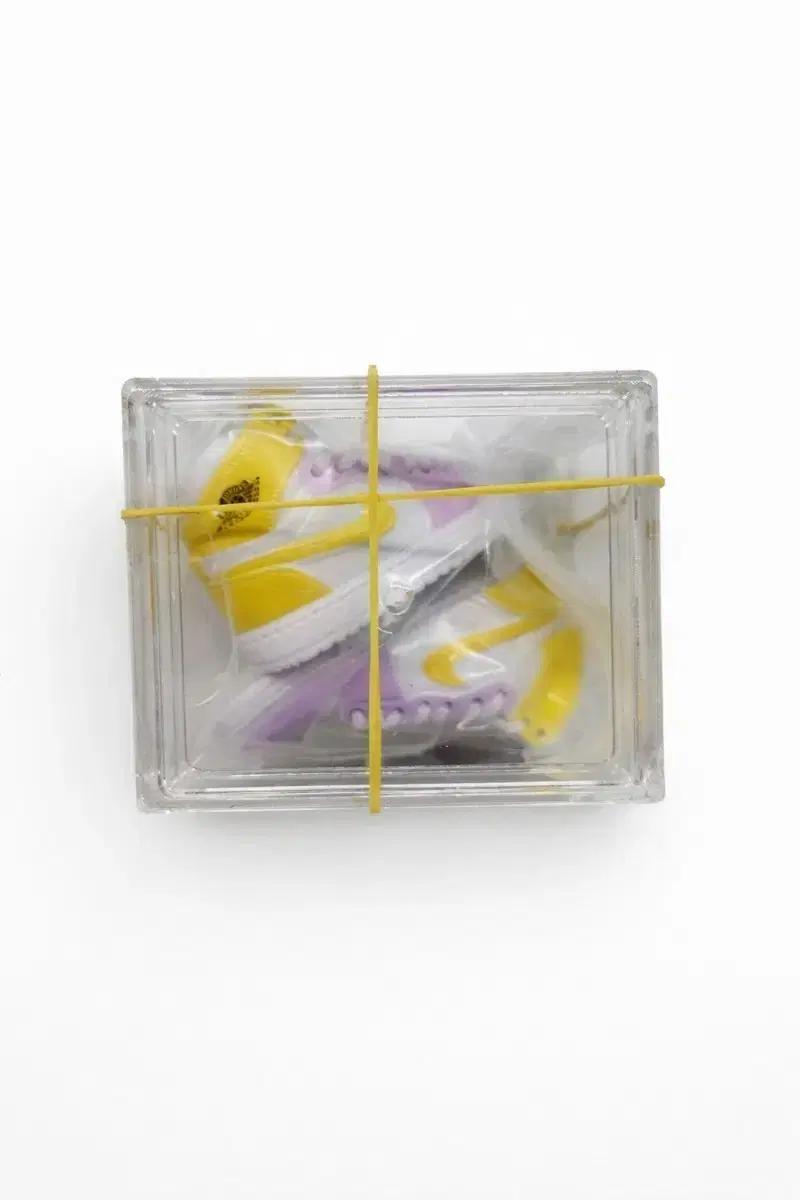 나이키 에어조던1 미니어처 신발 Yellow/Lavender