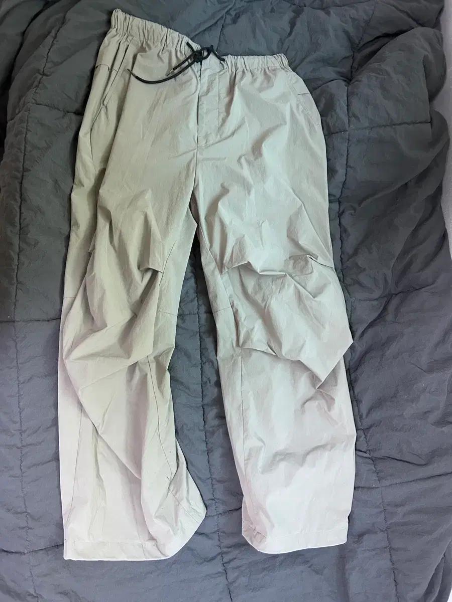 해칭룸 스노우팬츠 올리브