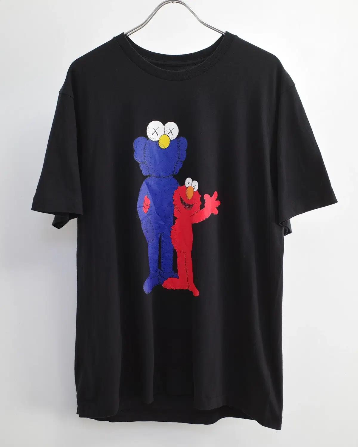 kaws sesame street / ut